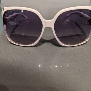 Gucci GG0505S